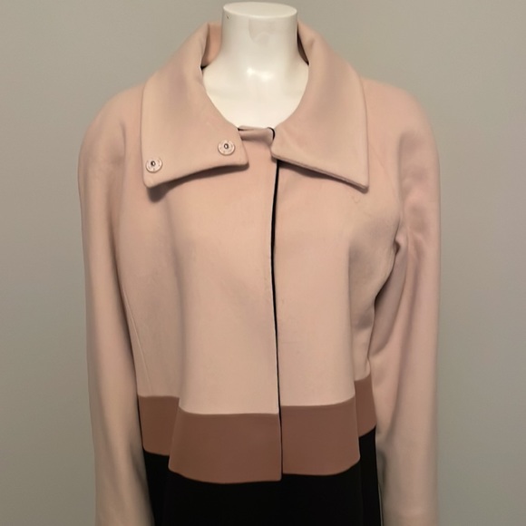 Fleurette Loro Piana Camel, Black and Tan Wool Car Coat Size 14 - Picture 4 of 12